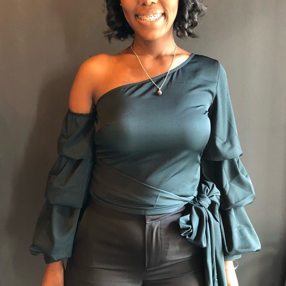 Too - Picture 2 of 3